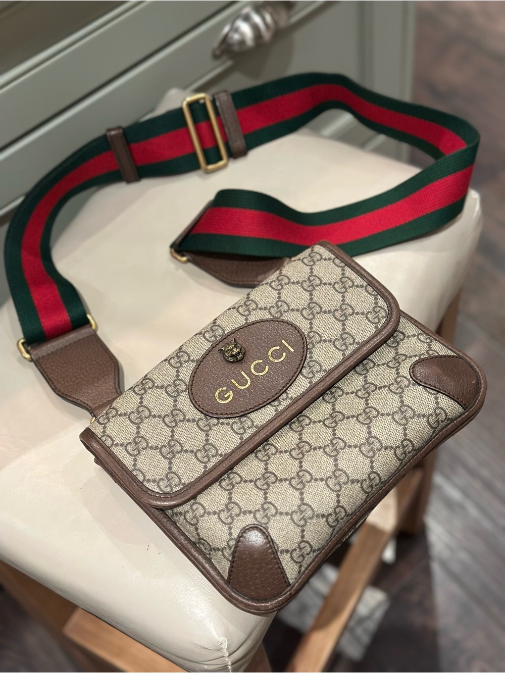 GUCCI GG SUPREME MONOGRAM WEB NEO VINTAGE MESSENGER BAG